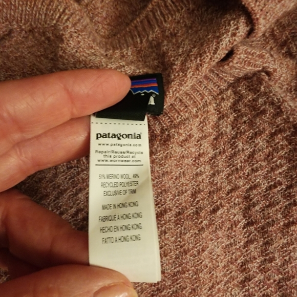 Patagonia Pink / Blush Crew Neck Sweater with Textured Knit - Picture 2 of 2